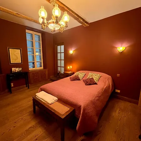Maison Crone