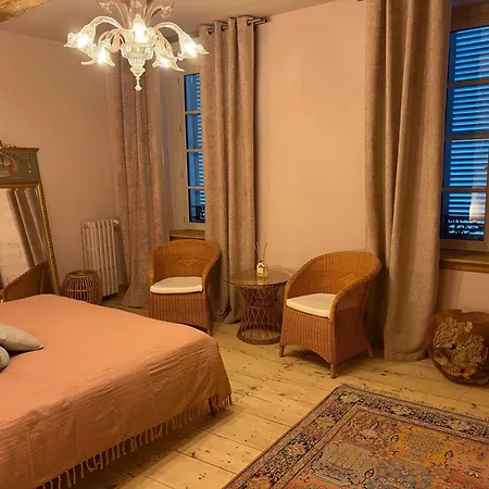 Maison Crone Πανσιόν