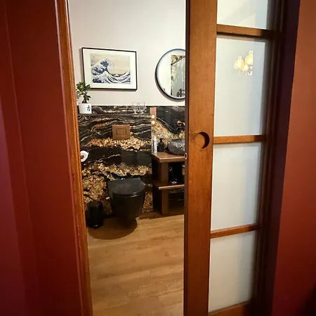 Πανσιόν Maison Crone